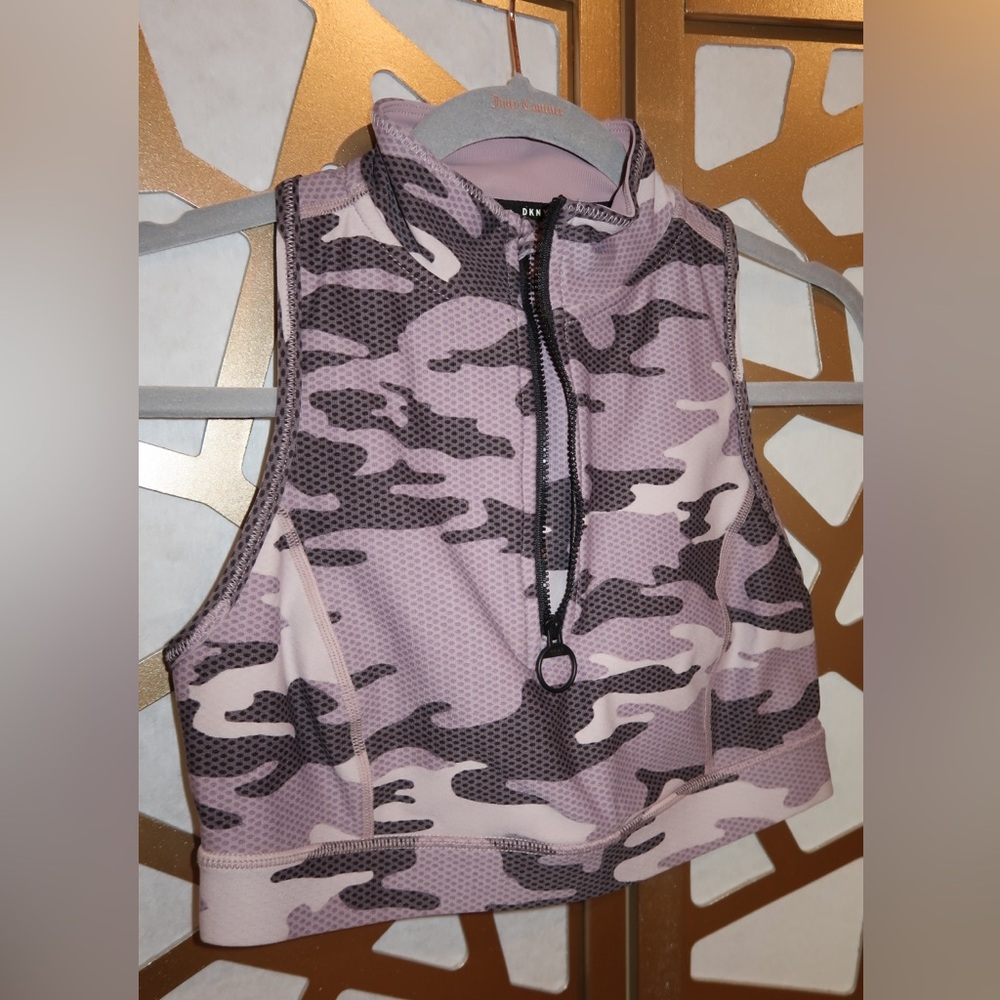 💟DKNY Purple Camo Gym Top 💟